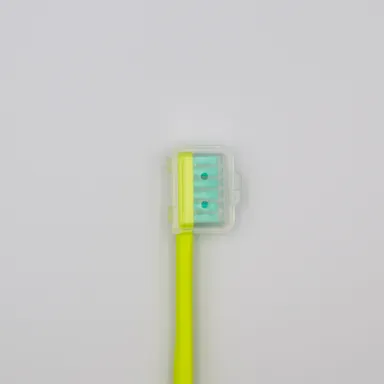 通気孔付きキャップで衛生面にも配慮