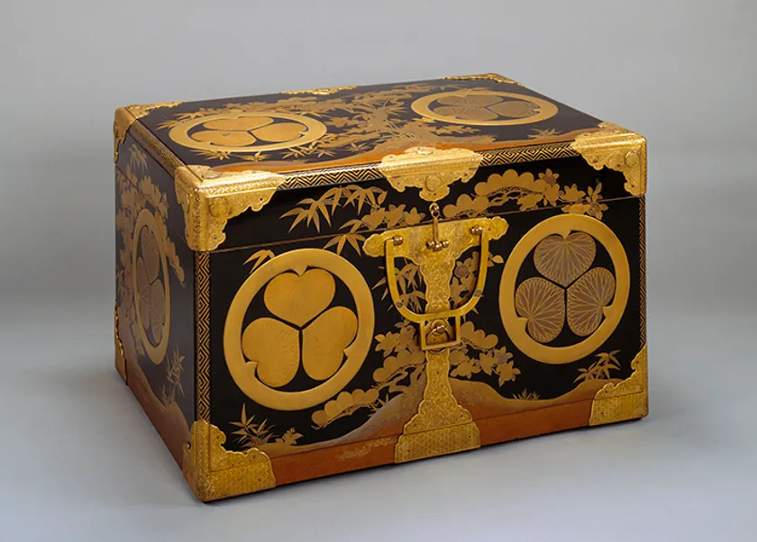 「橘松竹葵紋蒔絵鋏箱」【後期】