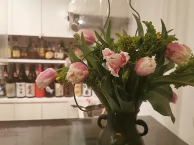 お酒を飲みながらIKEBANA