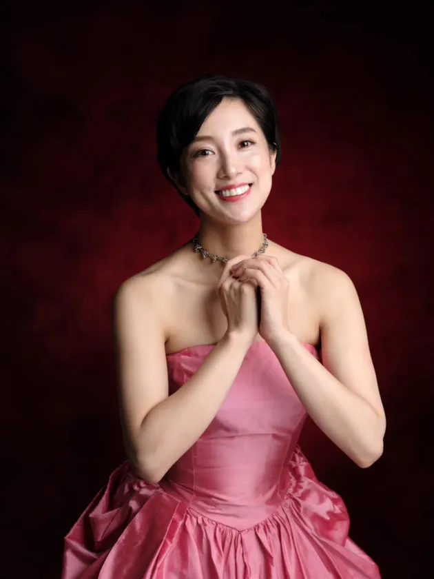 鶫 真衣(陸上自衛隊中央音楽隊ソプラノ歌手)