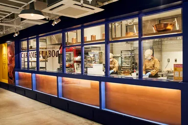 横浜ハンマーヘッド店