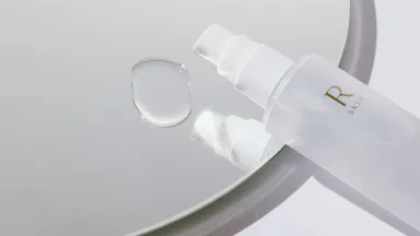 R SKIN ローション_テクスチャ