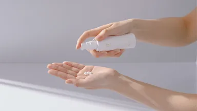 R SKIN エマルジョン_テクスチャ