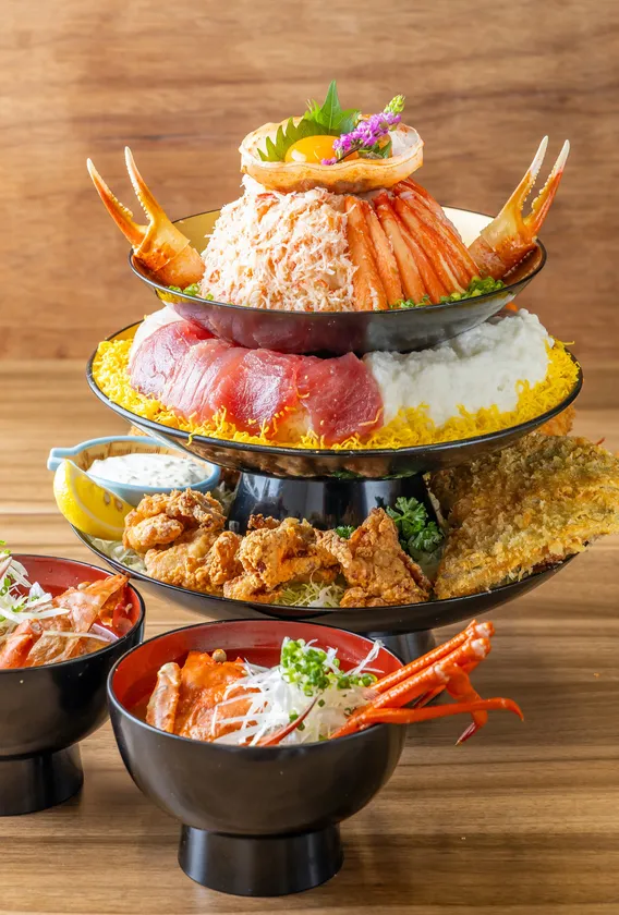 鳥取ぐるっと三段巡り絶景丼 7,150円