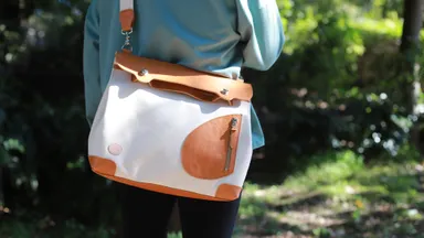 メッセンジャーバッグ