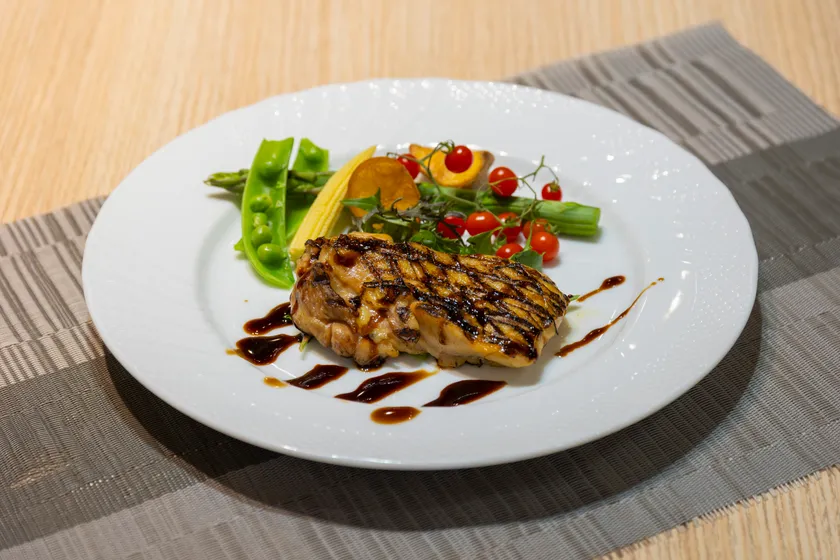 国産牛のカットステーキ+500円