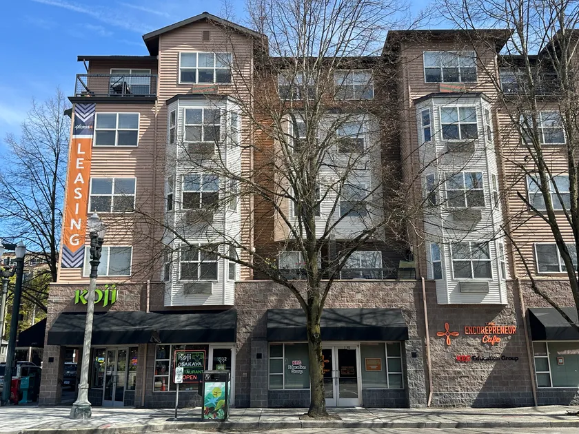 校舎・事務所外観