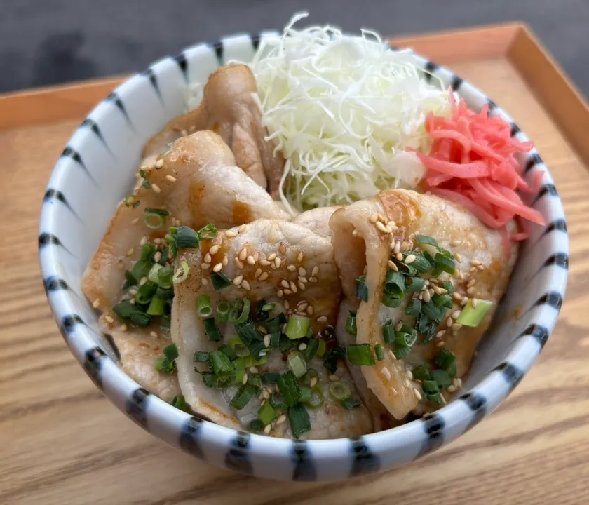 うま塩ねぎ豚丼