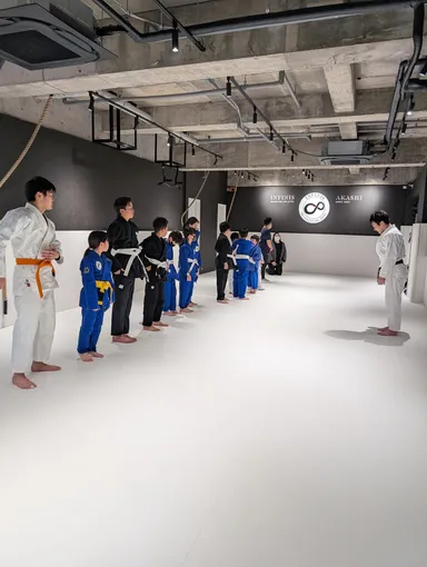 練習風景・整列して挨拶