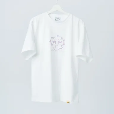 佐藤佳穂＆井上瑠夏 Sustainable Message Tシャツ(Type A)　front