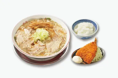 大きいアジフライ定食(税込420円)※お好きなラーメンとセットにできます