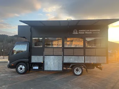 フードトラック　正面