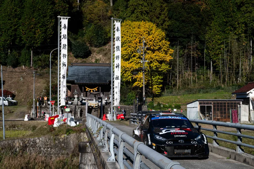 ツアーで訪れる熊野神社、通称「神社ンクション」