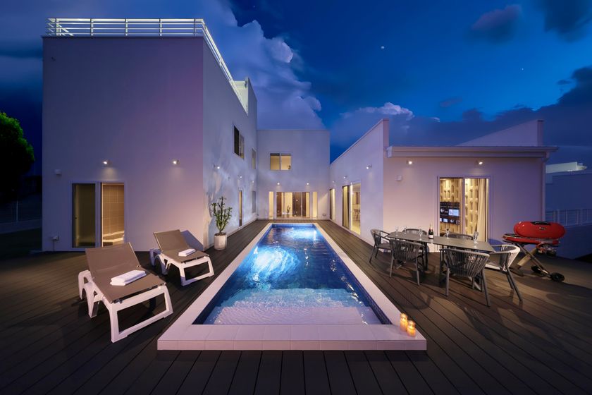 クリスタルヴィラシリーズが和歌山県の南紀白浜に誕生　
「クリスタルヴィラ白浜パークサイド」
2025年3月グランドオープン