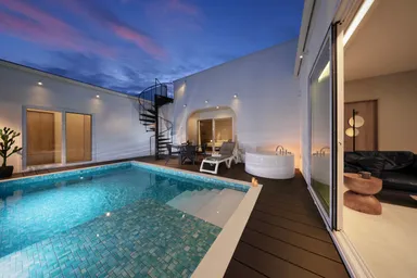 B棟_プライベートプール