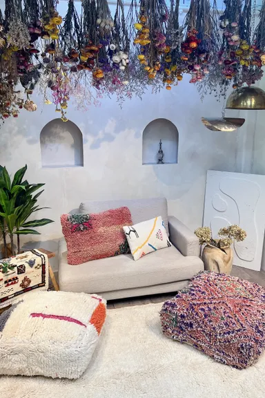 母の日の贈り物や春の模様替えにもぴったり