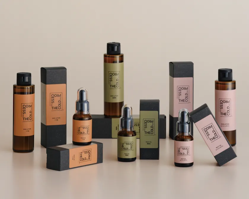 酸性水仕立てのスキンローションと自然由来100%のマルチオイル