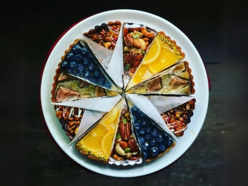 珈琲と焼菓子のこみち/人々