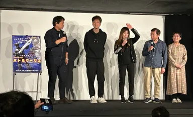 元町映画館3日目舞台挨拶　ねずみ女が作る妖怪カレーのオーナーねずみ女さんも登壇