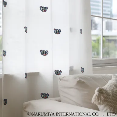 立体感が可愛い、あたたかみのある刺繍のレースカーテン［フェイスグラフィック刺繍］