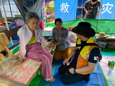 避難所へ訪問診療を実施
