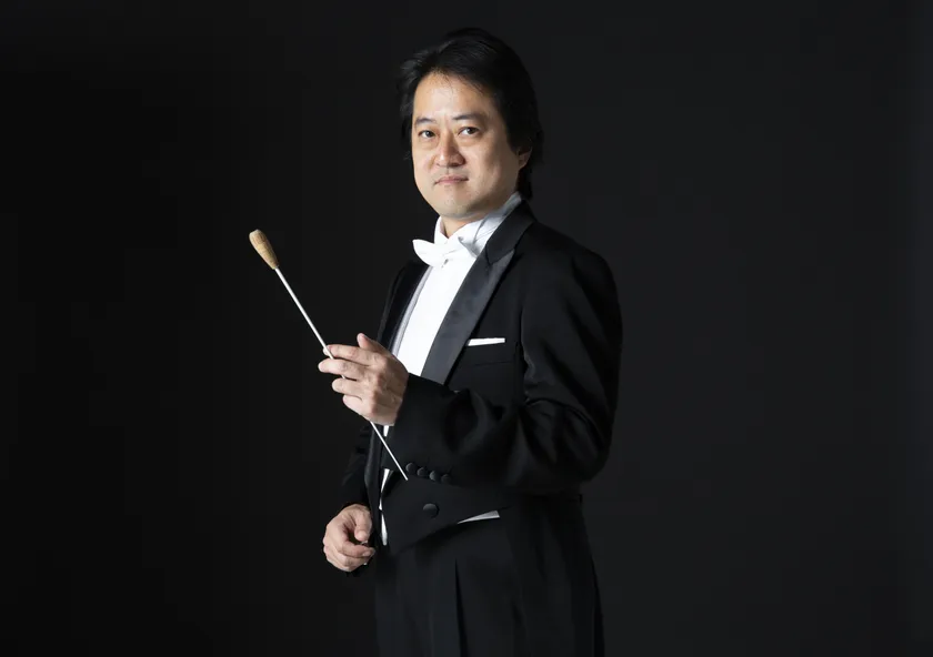 指揮者 村上寿昭(代表理事)