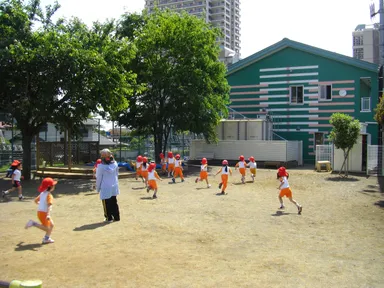駅前認可保育所「ユーカリハローキッズ」