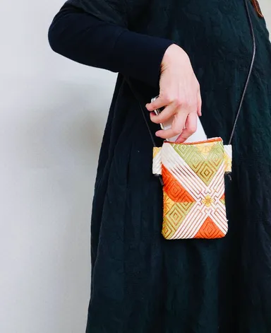 OBI＋帯地のスマホショルダー