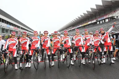 安全走行管理は、「宇都宮ブリッツェン」がサポート