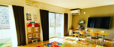 最新設備のきれいな教室