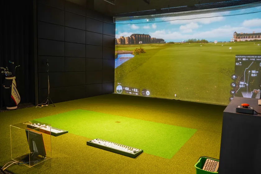 インドアゴルフ
