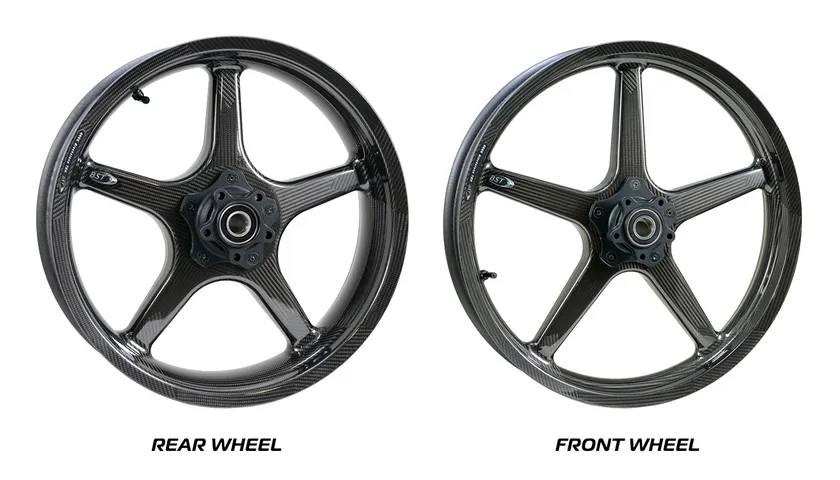 BST カーボンホイール
