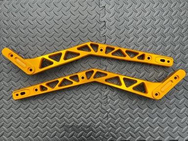 BULLITT WORX ストラット