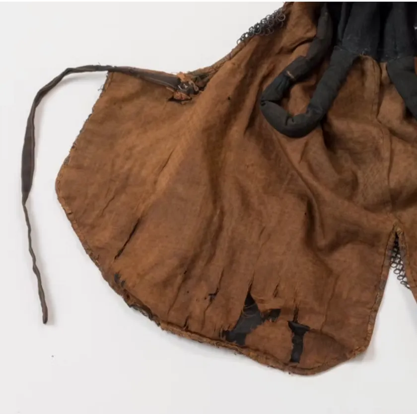 土方歳三 鎖帷子(池田屋事件使用)の劣化部分(一部)