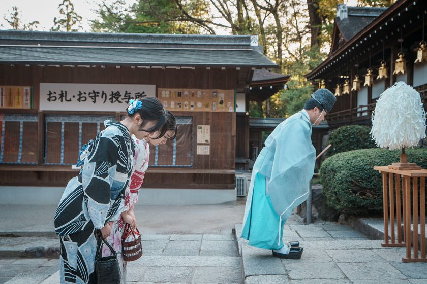 神職の案内で特別参拝