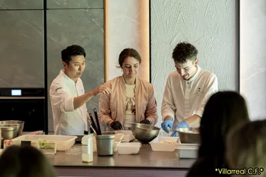 矢ノ目シェフによる染野屋豆富の調理