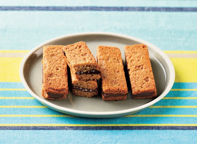 【お菓子と暮らしの物 りた】「糸チョコクランチ」