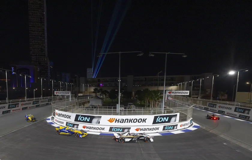 FE 2025 ジェッダ E-Prix