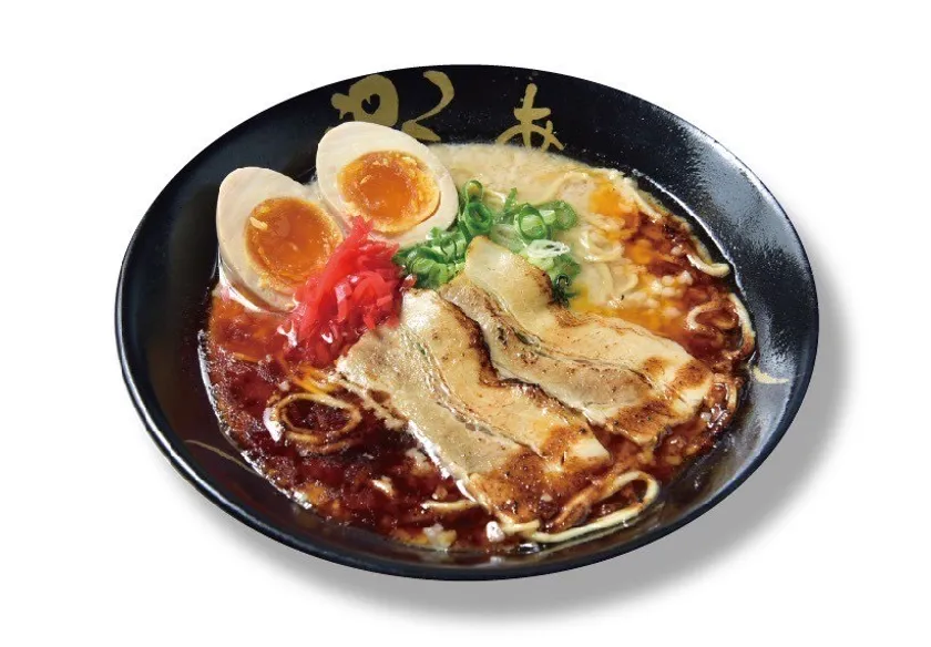 六黒ラーメン(煮玉子入り)