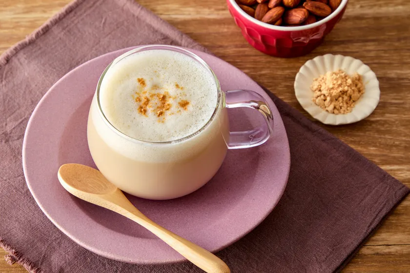 黒蜜きなこの至福のアーモンドミルク