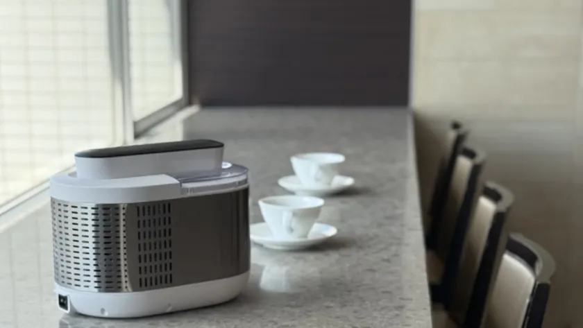 小型で静音、ステンレスボディでスタイリッシュに