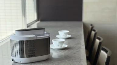 小型で静音、ステンレスボディでスタイリッシュに