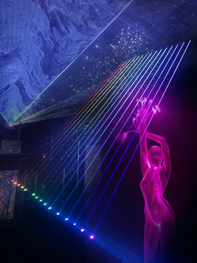 ライブを模したエリアで演出照明の性能を体感