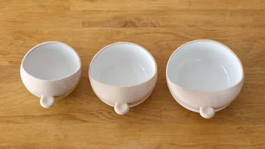 ご家庭の使い慣れているお椀につけられる