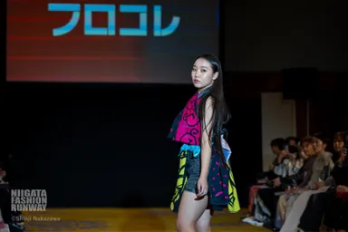 フロコレ　ふろしきファッション