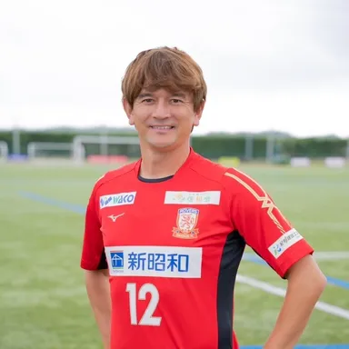 ローヴァーズ株式会社 代表取締役　カレンロバート