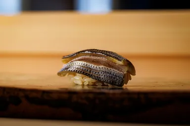 屋形船「鮨 おりがみ」小肌