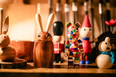 室内ギャラリー、作品は購入可能