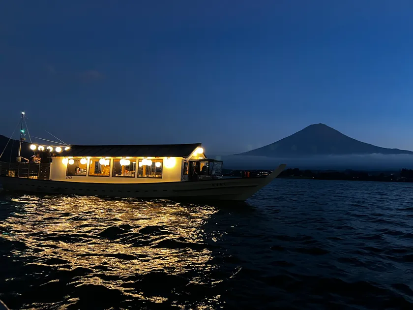屋形船