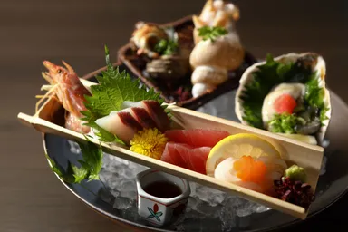 神話に紐づいた特別会席料理「隠岐の神々を巡る九つの口福」